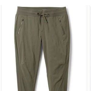 Athleta Trekkie North pants